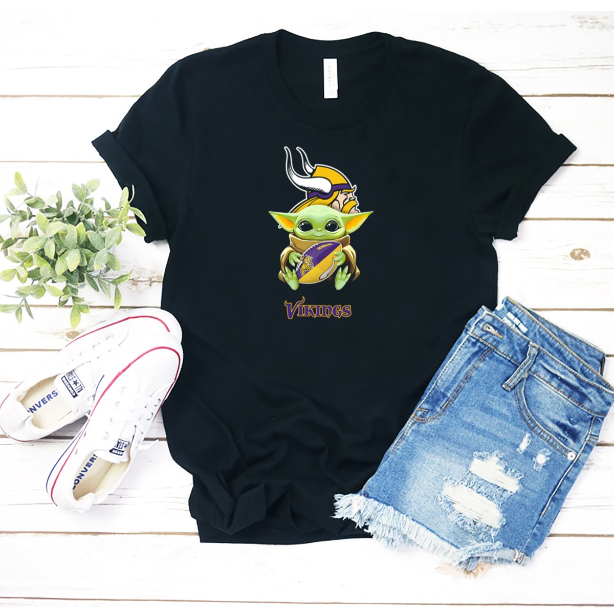 Star-Wars-Baby-Yoda-Hug-Minnesota-Vikings-Football-Fan-Gear-T-Shirt-1_t-shirt-2_3