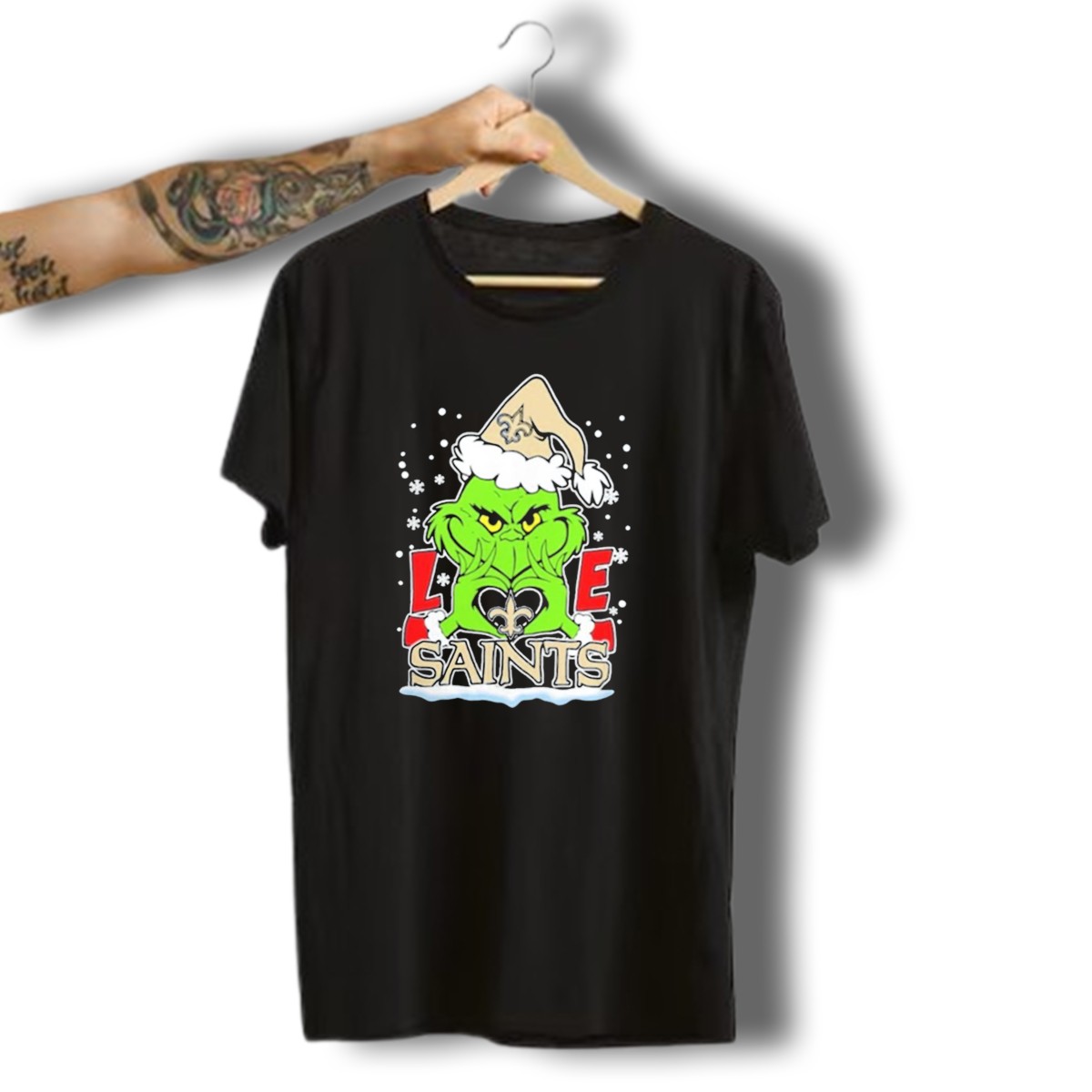 The-Grinch-Love-New-Orleans-Saints-Football-Christmas-T-Shirt-1_t-shirt-3_4