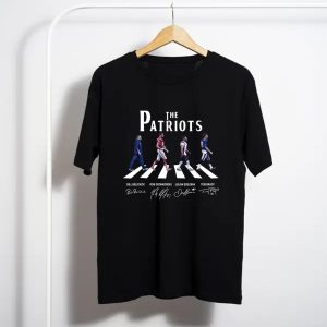 The Patriots Bill Belichick Rob Gronkowski Julian Edelman Tom Brady Walking Road T-Shirt