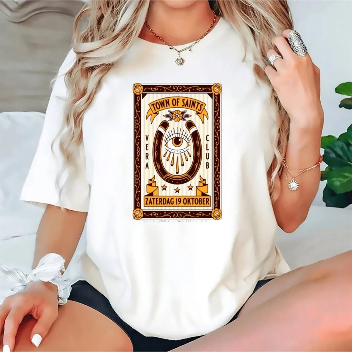 Town-Of-Saints-Vera-Club-Zaterdag-19-Oktober-Oosterstraat-44-Groningen-Nederland-T-Shirt-1_t-shirt-2_3