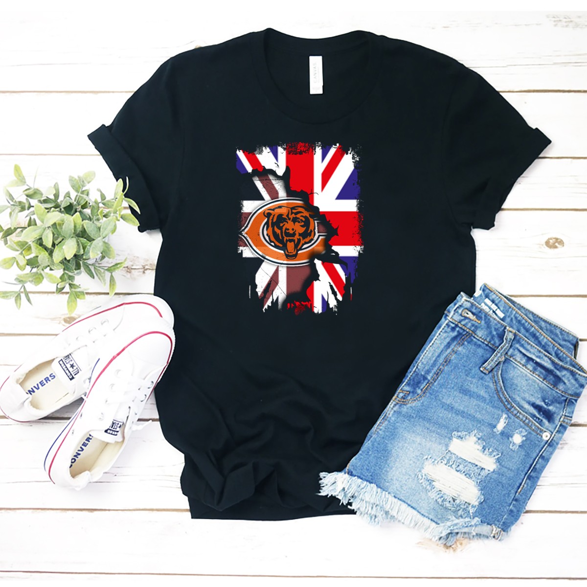 United-Kingdom-Flag-With-Chicago-Bears-Logo-Overlap-T-Shirt-1_t-shirt-2_3