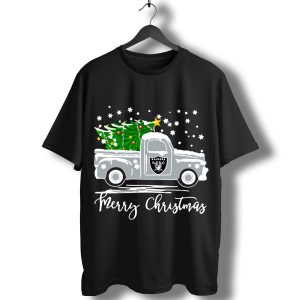 Vintage Car Carrying Christmas Tree Oakland Raiders Merry Christmas T-Shirt