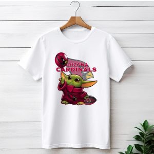Yoda Holding Arizona Cardinals Balloon and Football with Team T-Shirt
