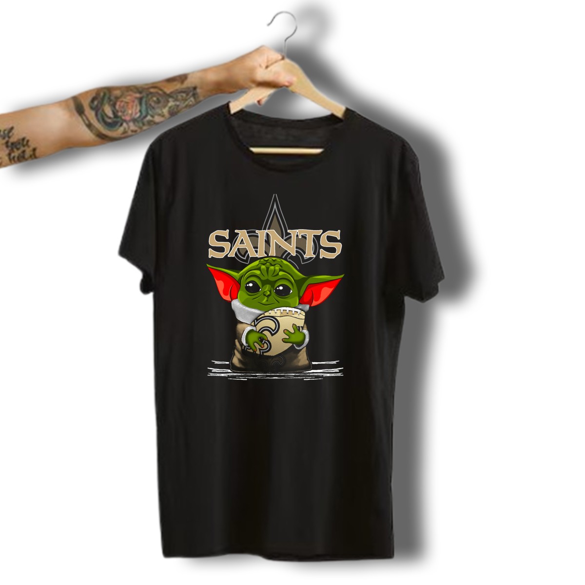 Yoda-V3-New-Orleans-Saints-Football-Alien-Character-T-Shirt-1_t-shirt-3_4