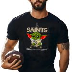 Yoda-V3-New-Orleans-Saints-Football-Alien-Character-T-Shirt-1_t-shirt-4_5