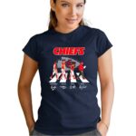 kansas city chiefs abbey road 2021 signatures 1 t shirt.jpg