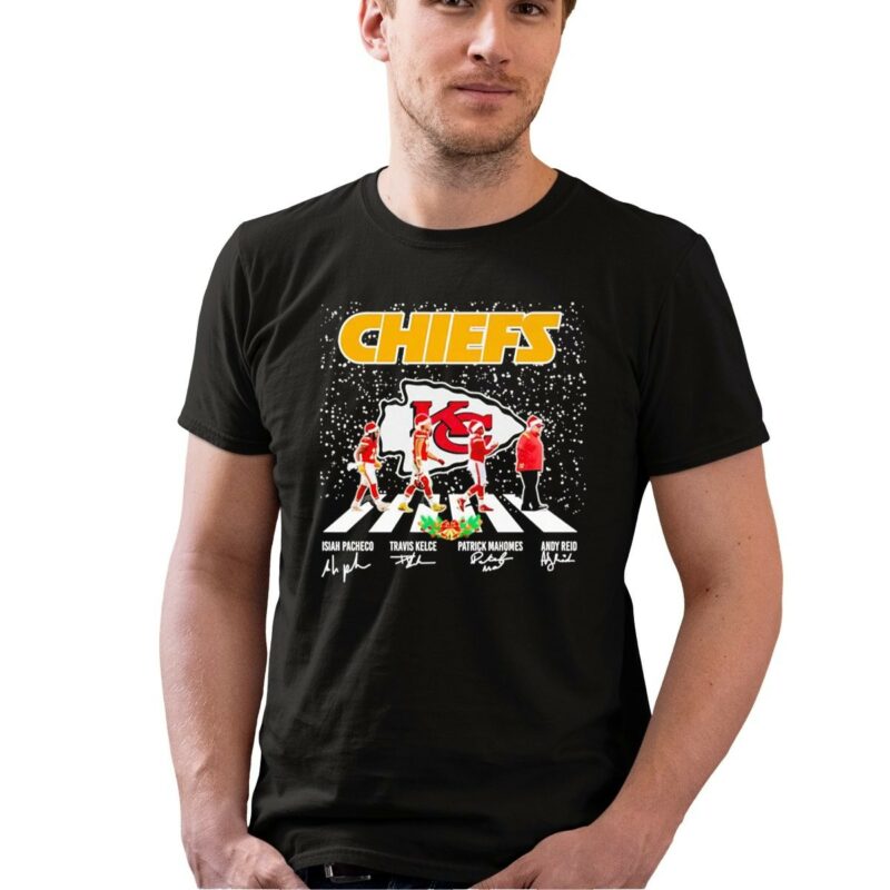 Kansas City Chiefs Pacheco Kelce Mahomes Andy Reid Walk In Snow Signatures 0 T Shirt.jpg