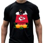 kansas city chiefs snoopy pumpkin house 4 t shirt.jpg