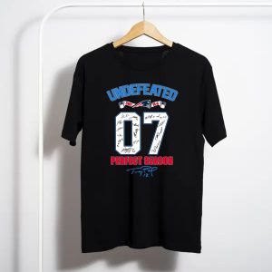 New England Patriots Perfect Season 2021 Signatures T-Shirt