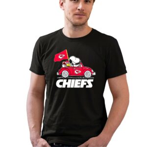 snoopy and woodstock riding kansas city chiefs 0 t shirt.jpg