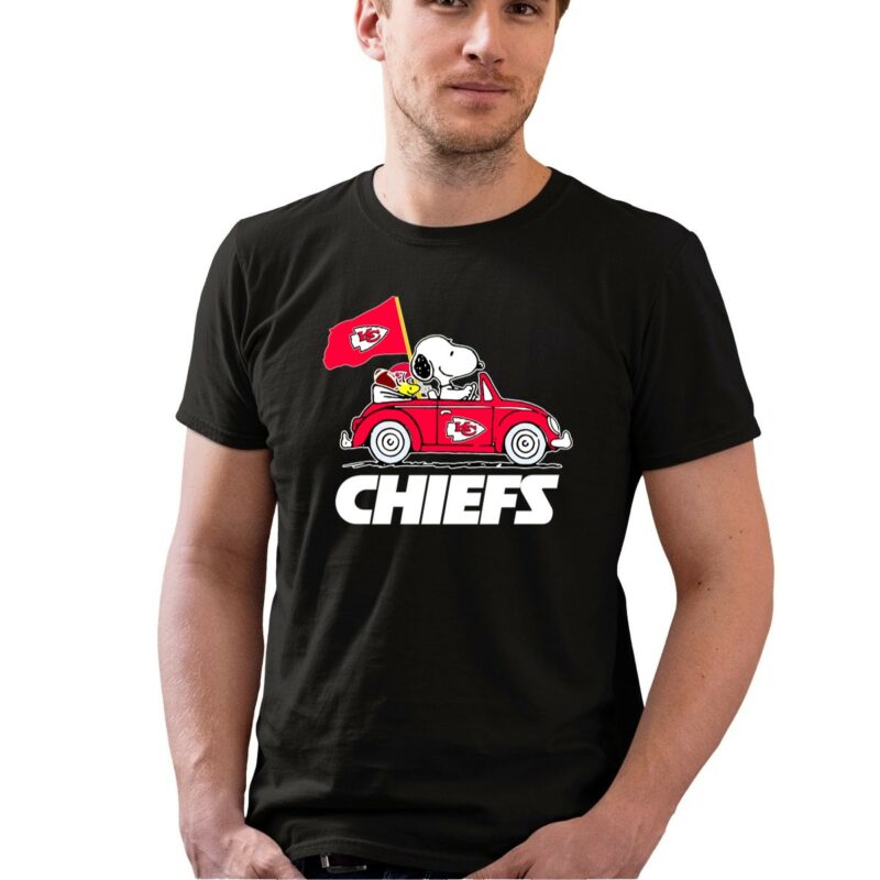 Snoopy And Woodstock Riding Kansas City Chiefs 0 T Shirt.jpg